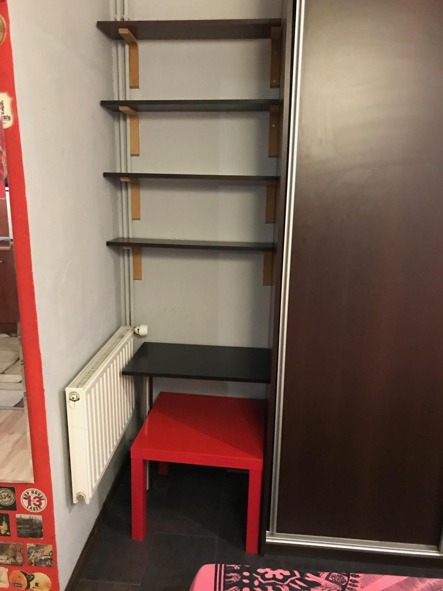 דירות לודז' Studio Red And White מראה חיצוני תמונה